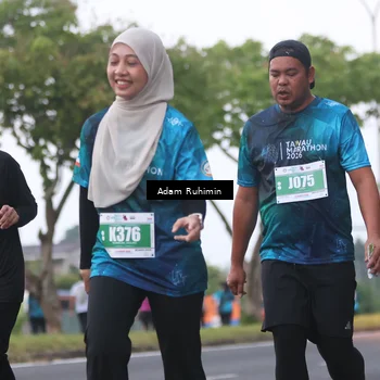 Runner Photo 4385056