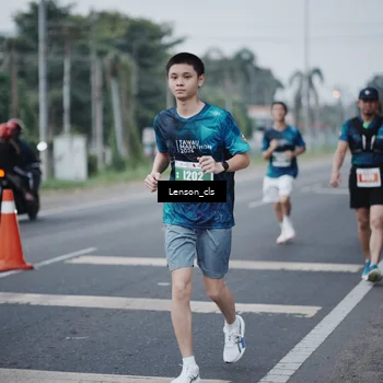 Runner Photo 4385070