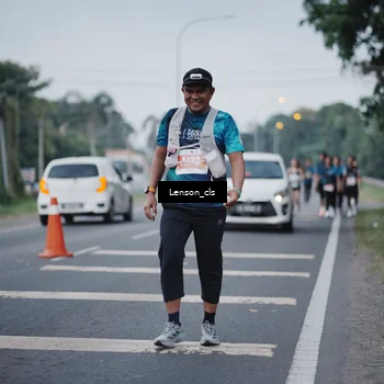 Runner Photo 4385074