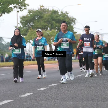 Runner Photo 4385109