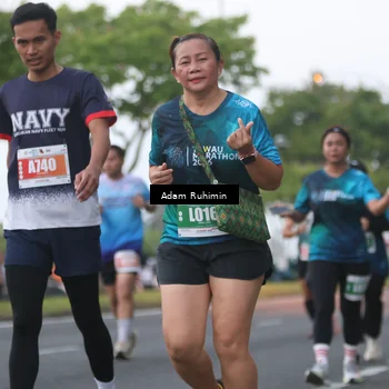 Runner Photo 4385122
