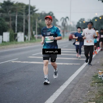 Runner Photo 4385137