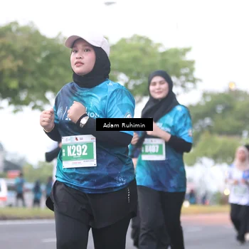 Runner Photo 4385141