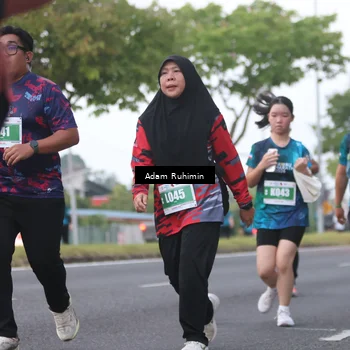 Runner Photo 4385158