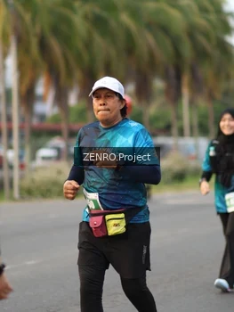 Runner Photo 4385160