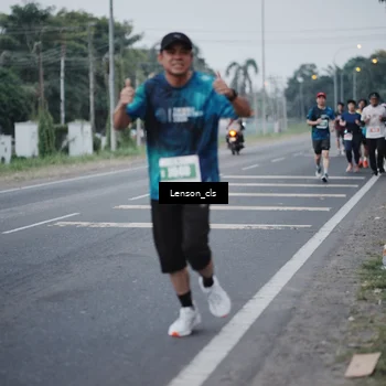 Runner Photo 4385168
