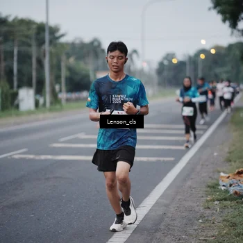 Runner Photo 4385180