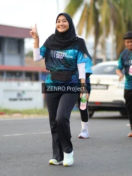 Runner Photo 4385214