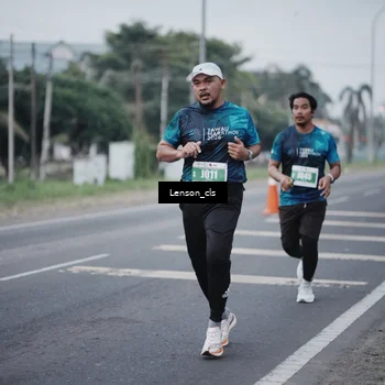 Runner Photo 4385216