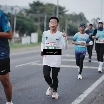Runner Photo 4385249