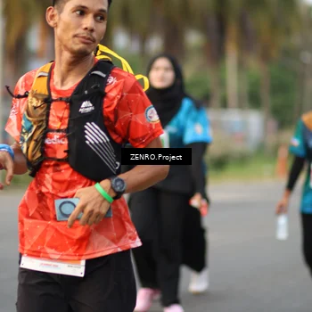 Runner Photo 4385263