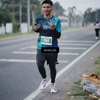 Runner Photo 4385272