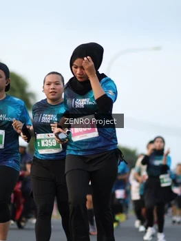 Runner Photo 4385275