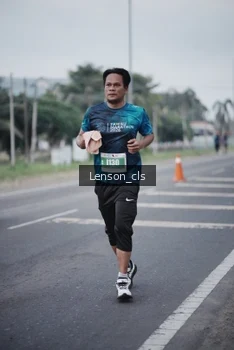 Runner Photo 4385308