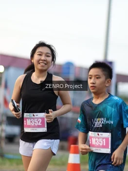 Runner Photo 4385309