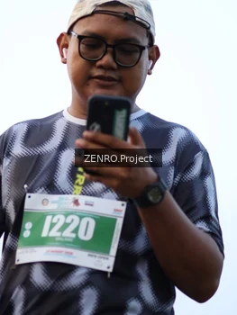 Runner Photo 4385319