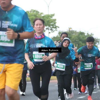 Runner Photo 4385354