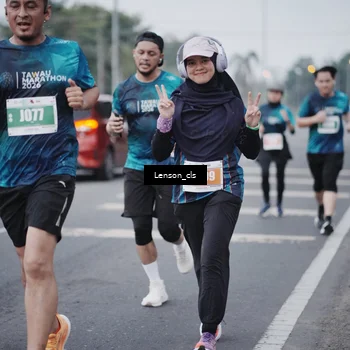 Runner Photo 4385359