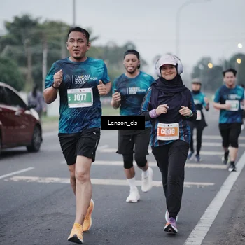 Runner Photo 4385365