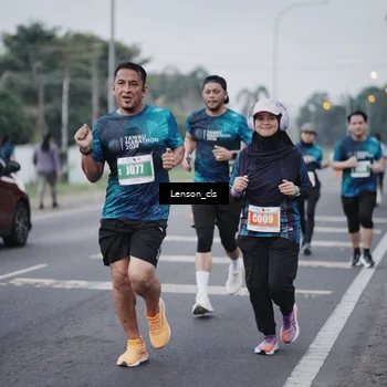 Runner Photo 4385367