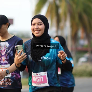 Runner Photo 4385372