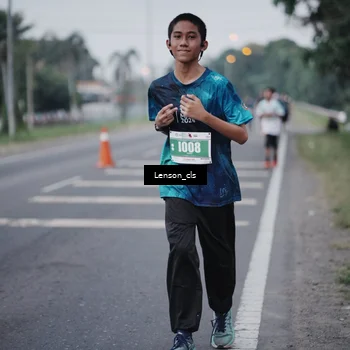 Runner Photo 4385376