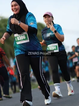 Runner Photo 4385380