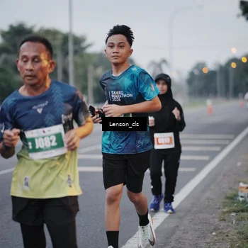 Runner Photo 4385392