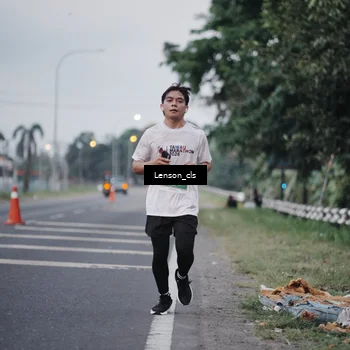Runner Photo 4385403