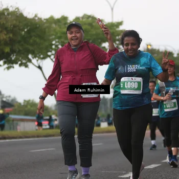 Runner Photo 4385415