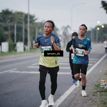 Runner Photo 4385416
