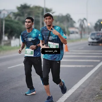Runner Photo 4385424