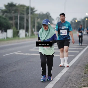 Runner Photo 4385443