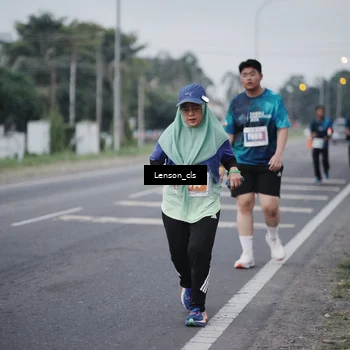 Runner Photo 4385444