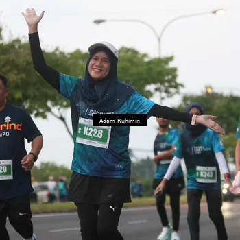 Runner Photo 4385446