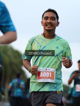Runner Photo 4385451