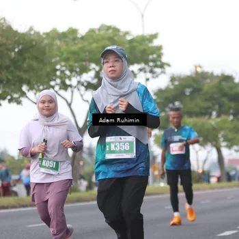Runner Photo 4385459