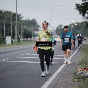 Runner Photo 4385460