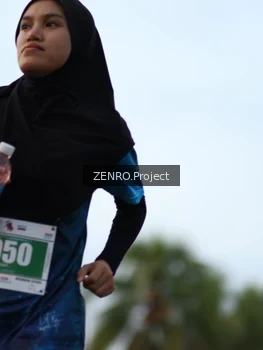 Runner Photo 4385467