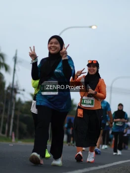 Runner Photo 4385490