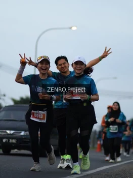 Runner Photo 4385527