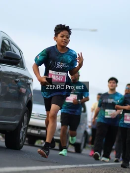 Runner Photo 4385555