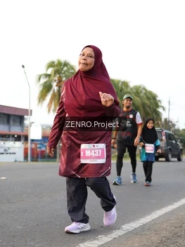 Runner Photo 4385563