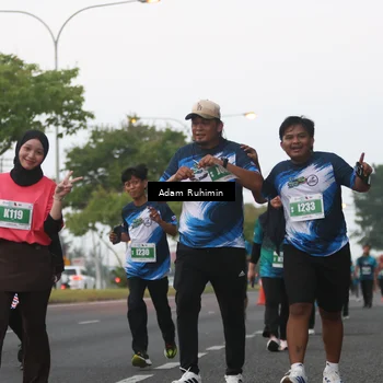 Runner Photo 4385573