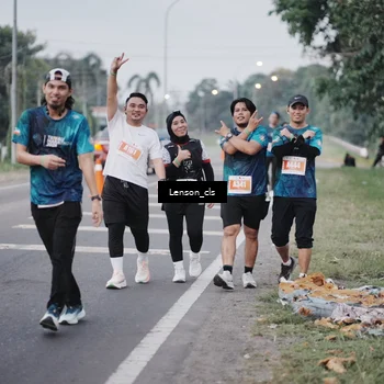 Runner Photo 4385587