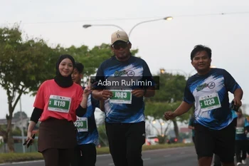 Runner Photo 4385606