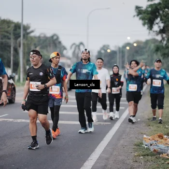 Runner Photo 4385611