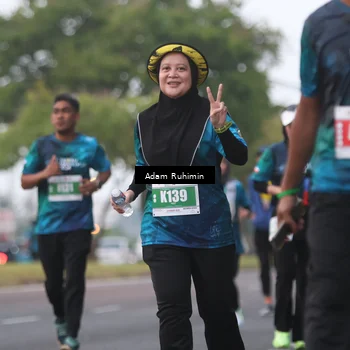 Runner Photo 4385612