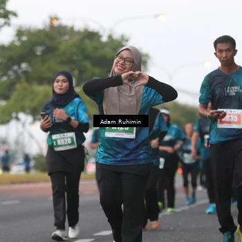 Runner Photo 4385630