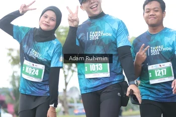 Runner Photo 4385648